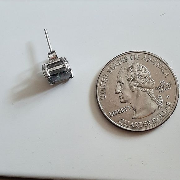 Sterling Silver 925 solid square cut 2ct alexandrite stud boho stunning new - Picture 6 of 7